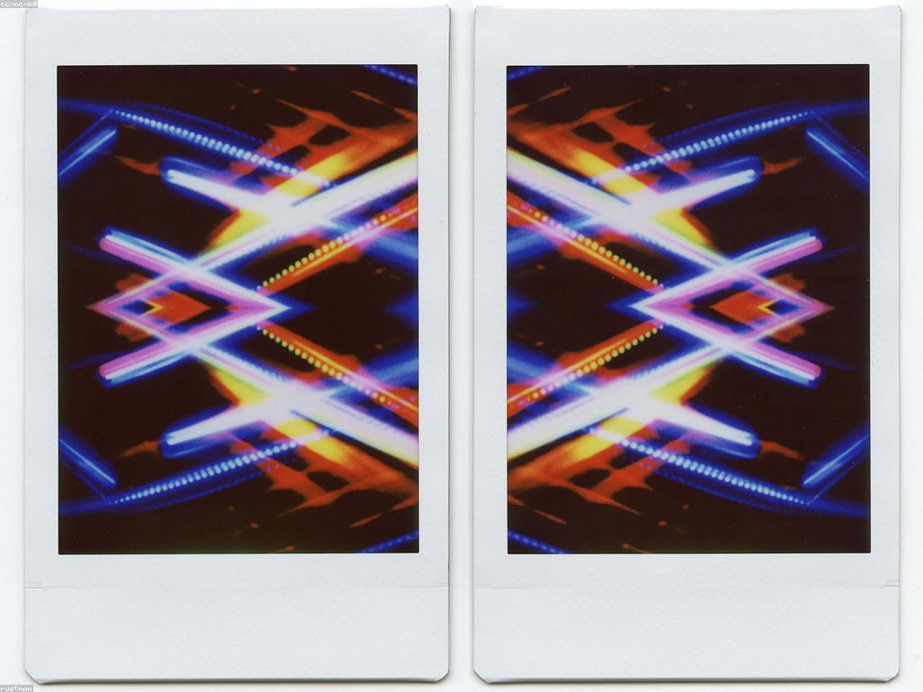 លេងសប្បាយៗ និងប្រាក់ចូលពិត