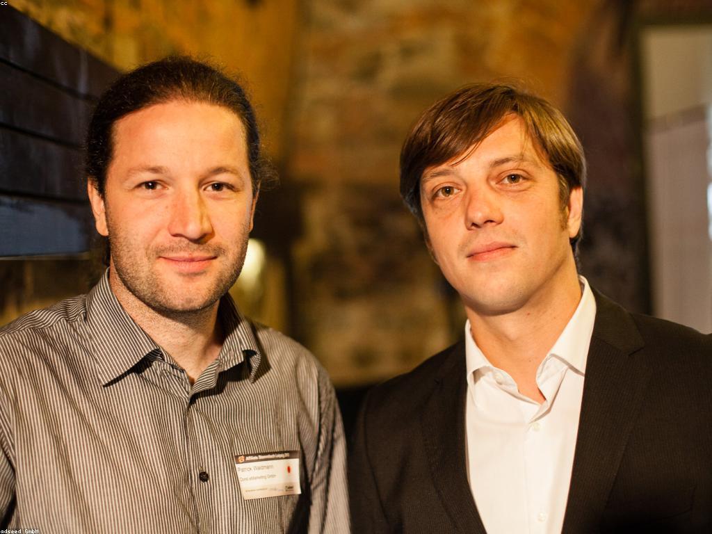 គំនិតសម្រាប់ប្រាក់ចំណេញពីអនឡាញ